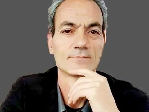 GIỚI THIỆU TÁC GIẢ MỚI AGRON SHELE