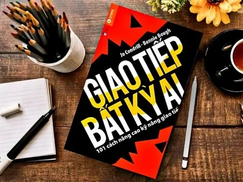Giao tiếp bất kì ai – Cẩm nang thành công dành cho các bạn trẻ