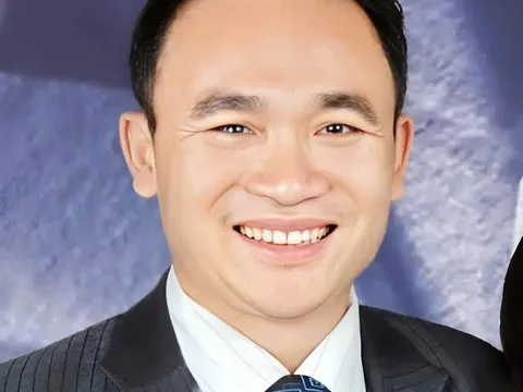 Atunis Galaxy Poetry tôn vinh thi phẩm của nhà thơ Việt Ngọc Lê Ninh