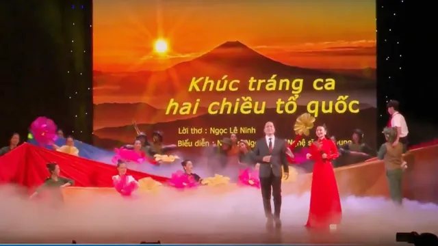 HAI CHIỀU TỔ QUỐC - NHẠC VÀ LỜI: TRẦN NGỌC- NGỌC LÊ NINH; TB: NGỌC LINH+ KIM DUNG CÙNG TỐP MÚA QK2